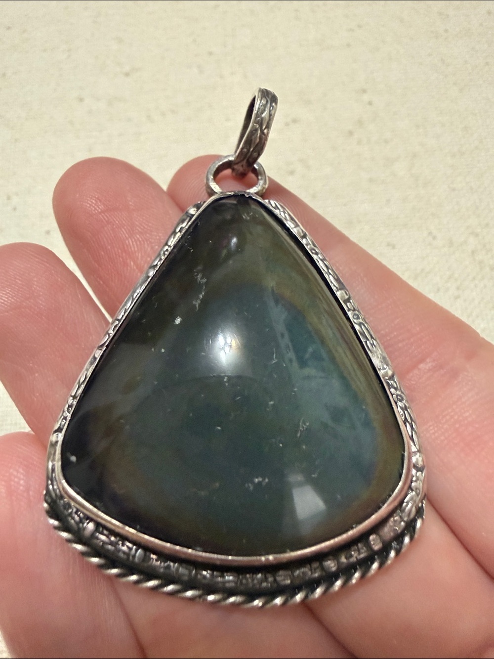 Sterling Silver 925 Dark Green Teardrop Pendant